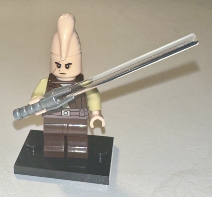 Cerean Force-user or warrior wielding a melee weapon in a focused stance