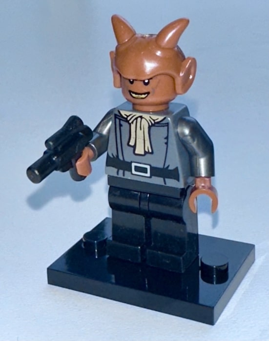 Devaronian gunslinger aiming a blaster