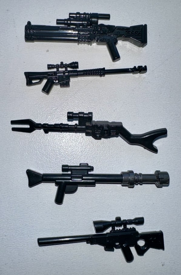 LEGO sniper rifle build with extended barrel and scope